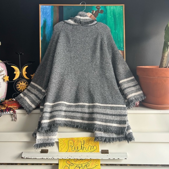 Zara Knit Gray and White Striped Cardigan W Bell Sleeves Small - Picture 10 of 16